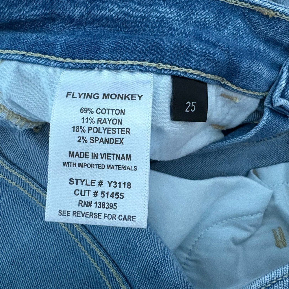 Flying Monkey Jeans - light wash straight legs with rips - Picture 6 of 7